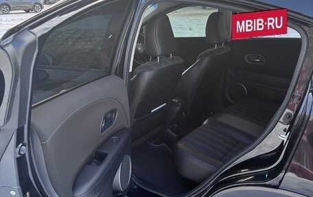 Honda Vezel, 2016 год, 1 680 000 рублей, 6 фотография