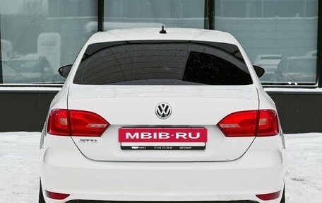 Volkswagen Jetta VI, 2013 год, 759 000 рублей, 4 фотография