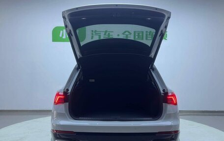 Audi Q3, 2021 год, 2 440 000 рублей, 5 фотография