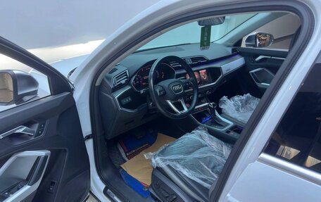 Audi Q3, 2021 год, 2 440 000 рублей, 6 фотография