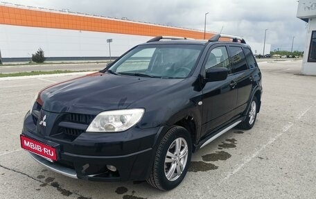 Mitsubishi Outlander III рестайлинг 3, 2006 год, 650 000 рублей, 1 фотография