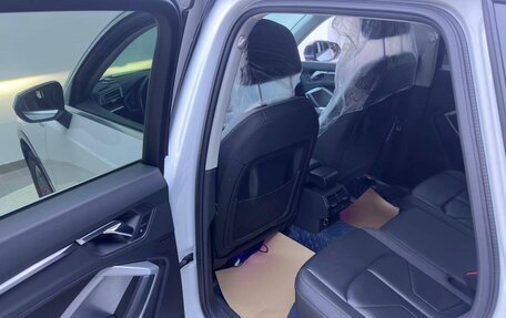 Audi Q3, 2021 год, 2 440 000 рублей, 10 фотография