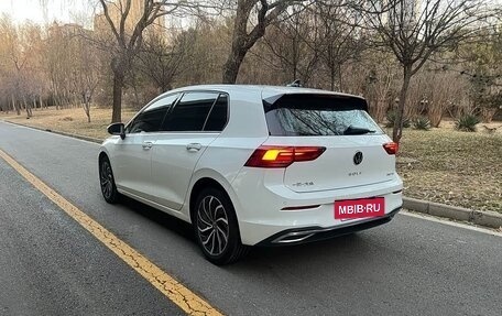 Volkswagen Golf VIII, 2024 год, 1 800 325 рублей, 4 фотография