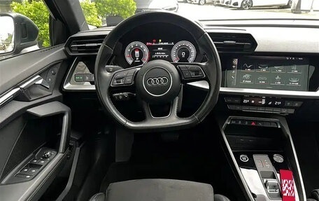 Audi A3, 2023 год, 1 500 000 рублей, 14 фотография