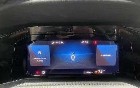 Volkswagen Golf VIII, 2024 год, 1 900 325 рублей, 10 фотография