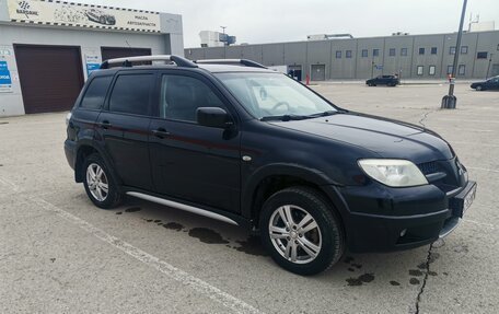 Mitsubishi Outlander III рестайлинг 3, 2006 год, 650 000 рублей, 3 фотография