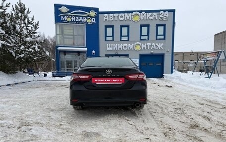 Toyota Camry, 2019 год, 1 850 000 рублей, 2 фотография