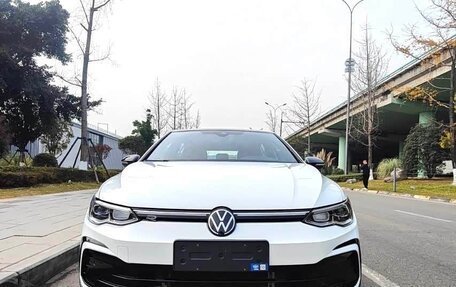 Volkswagen Golf VIII, 2024 год, 2 050 325 рублей, 2 фотография