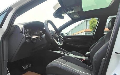 Volkswagen Golf VIII, 2024 год, 2 050 325 рублей, 6 фотография