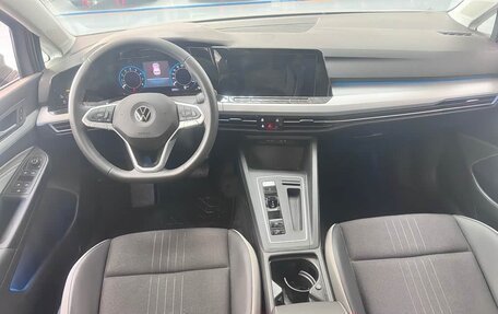 Volkswagen Golf VIII, 2024 год, 1 950 325 рублей, 10 фотография