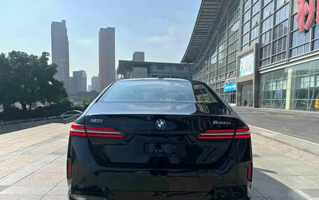 BMW 5 серия, 2026 год, 8 500 000 рублей, 3 фотография