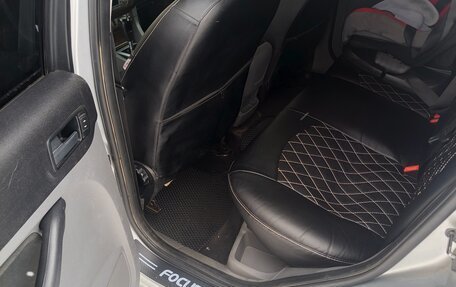 Ford Focus II рестайлинг, 2008 год, 400 000 рублей, 17 фотография