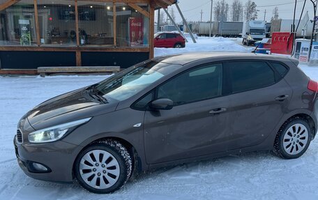 KIA cee'd III, 2014 год, 1 250 000 рублей, 2 фотография