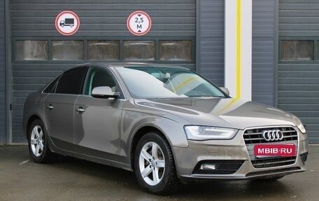 Audi A4, 2013 год, 1 000 000 рублей, 1 фотография