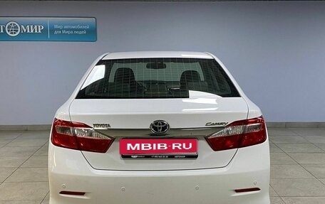 Toyota Camry, 2012 год, 1 775 000 рублей, 6 фотография