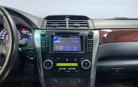 Toyota Camry, 2012 год, 1 775 000 рублей, 19 фотография