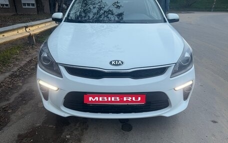 KIA Rio IV, 2017 год, 1 300 000 рублей, 5 фотография