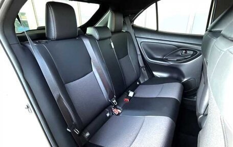 Toyota Yaris Cross, 2025 год, 1 450 000 рублей, 8 фотография