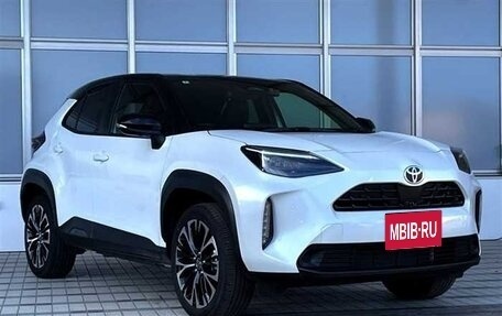 Toyota Yaris Cross, 2025 год, 1 450 000 рублей, 2 фотография