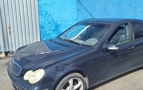 Mercedes-Benz C-Класс, 2000 год, 200 000 рублей, 1 фотография