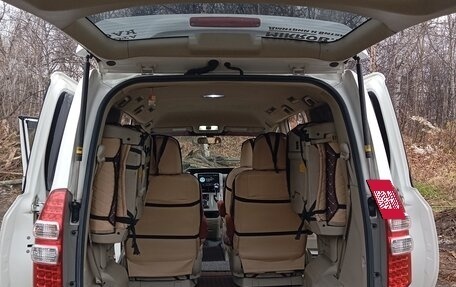 Toyota Noah III, 2013 год, 1 800 000 рублей, 8 фотография