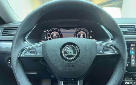 Skoda Superb III рестайлинг, 2022 год, 2 140 000 рублей, 15 фотография