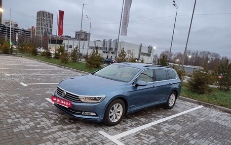 Volkswagen Passat B8 рестайлинг, 2018 год, 1 830 000 рублей, 4 фотография