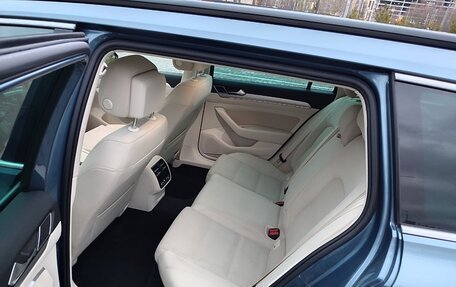 Volkswagen Passat B8 рестайлинг, 2018 год, 1 830 000 рублей, 18 фотография