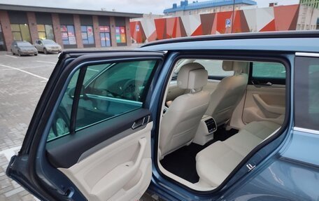 Volkswagen Passat B8 рестайлинг, 2018 год, 1 830 000 рублей, 16 фотография