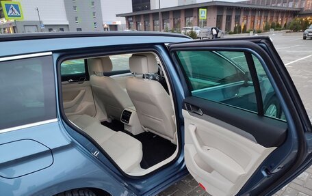 Volkswagen Passat B8 рестайлинг, 2018 год, 1 830 000 рублей, 15 фотография