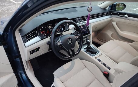 Volkswagen Passat B8 рестайлинг, 2018 год, 1 830 000 рублей, 19 фотография