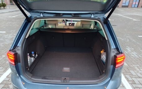 Volkswagen Passat B8 рестайлинг, 2018 год, 1 830 000 рублей, 23 фотография