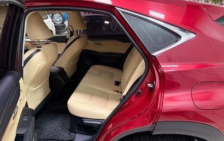 Lexus NX I, 2017 год, 2 950 000 рублей, 20 фотография