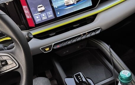 Geely Coolray I, 2023 год, 1 730 000 рублей, 7 фотография