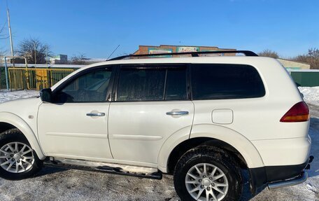 Mitsubishi Pajero Sport II рестайлинг, 2013 год, 1 800 000 рублей, 8 фотография