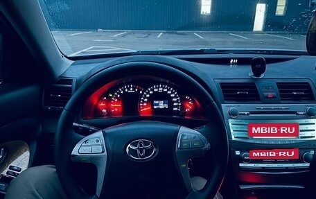 Toyota Camry, 2006 год, 680 000 рублей, 4 фотография