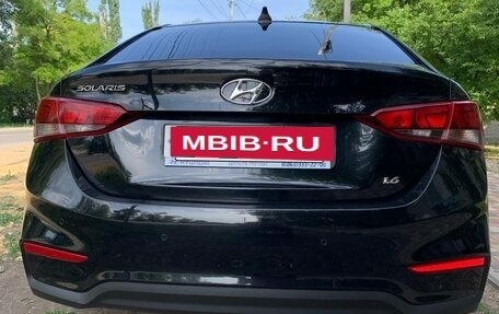 Hyundai Solaris II рестайлинг, 2017 год, 1 300 000 рублей, 5 фотография