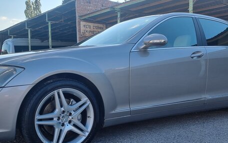 Mercedes-Benz S-Класс, 2006 год, 1 400 000 рублей, 14 фотография