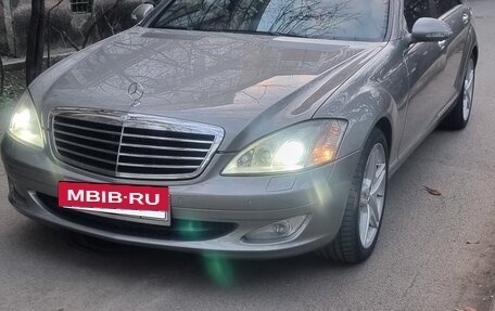 Mercedes-Benz S-Класс, 2006 год, 1 400 000 рублей, 17 фотография