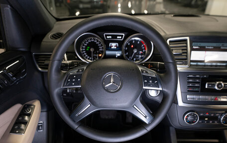 Mercedes-Benz M-Класс, 2014 год, 2 800 000 рублей, 10 фотография