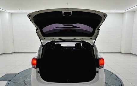 KIA Carens III (RP), 2016 год, 1 270 000 рублей, 8 фотография