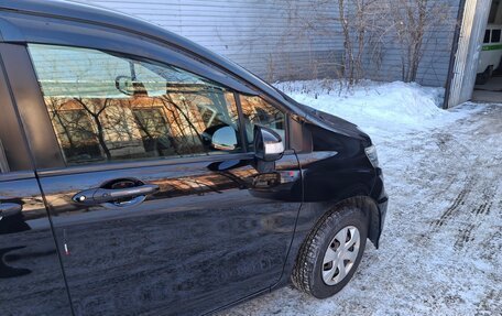 Honda Freed I, 2015 год, 1 050 000 рублей, 8 фотография