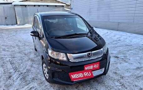 Honda Freed I, 2015 год, 1 050 000 рублей, 10 фотография
