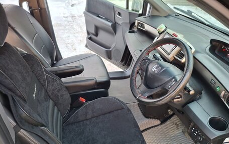 Honda Freed I, 2015 год, 1 050 000 рублей, 23 фотография