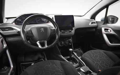 Peugeot 2008 II, 2014 год, 620 000 рублей, 14 фотография