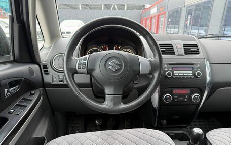 Suzuki SX4 II рестайлинг, 2011 год, 900 000 рублей, 24 фотография