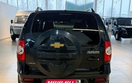 Chevrolet Niva I рестайлинг, 2014 год, 690 000 рублей, 6 фотография