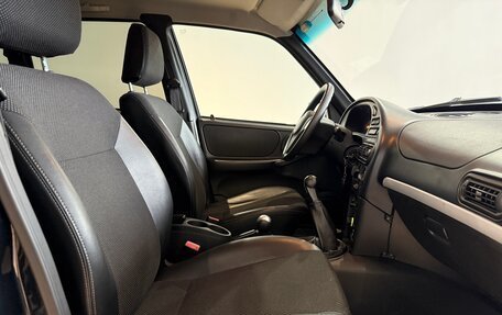 Chevrolet Niva I рестайлинг, 2014 год, 690 000 рублей, 24 фотография