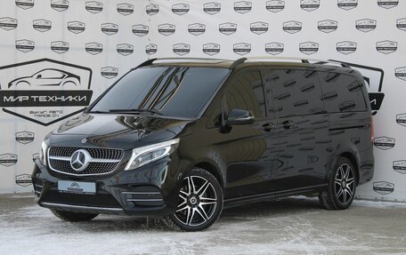 Mercedes-Benz V-Класс, 2019 год, 5 900 000 рублей, 1 фотография