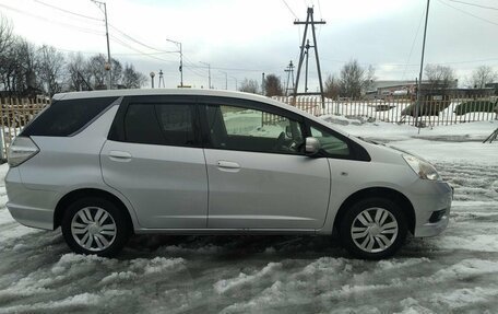 Honda Fit Shuttle I рестайлинг, 2012 год, 990 000 рублей, 1 фотография